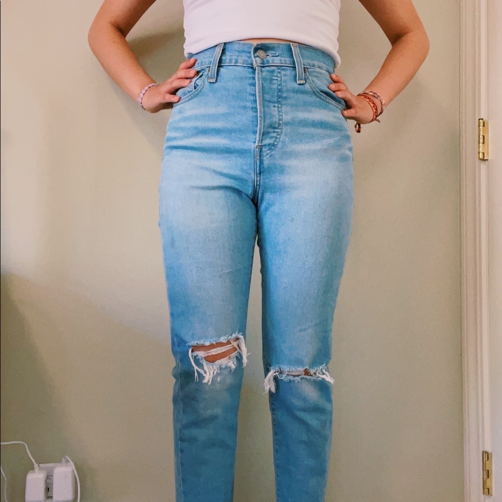 COPY - LEVI’S wedgie straight jeans